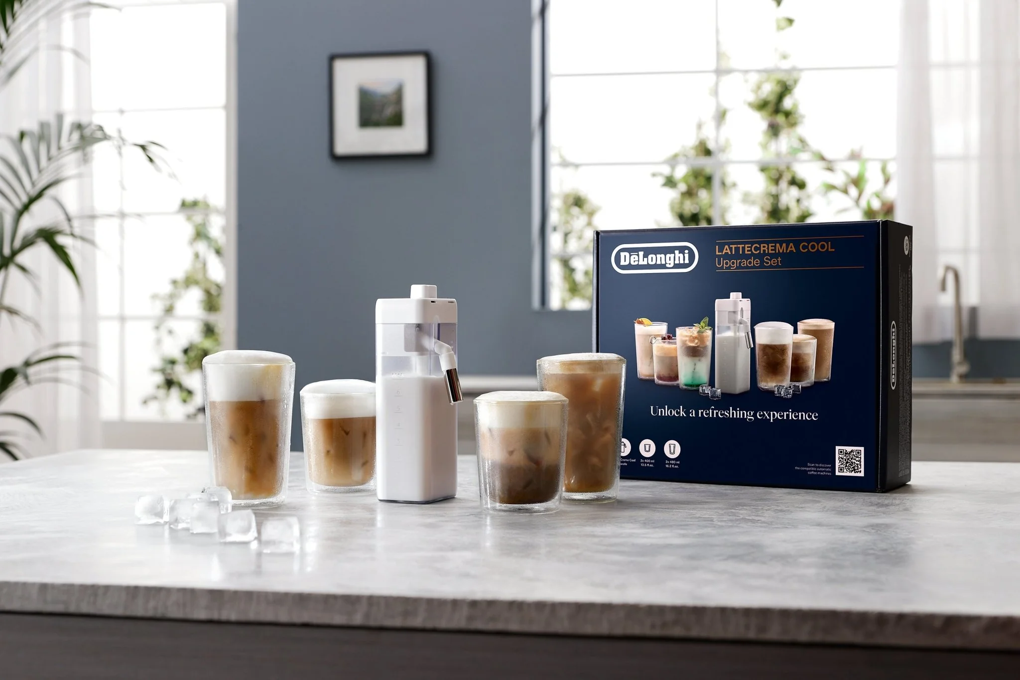 Delonghi DLSC032 Rivelia LatteCrema Cold Milk Frothing Bundle - Image 5