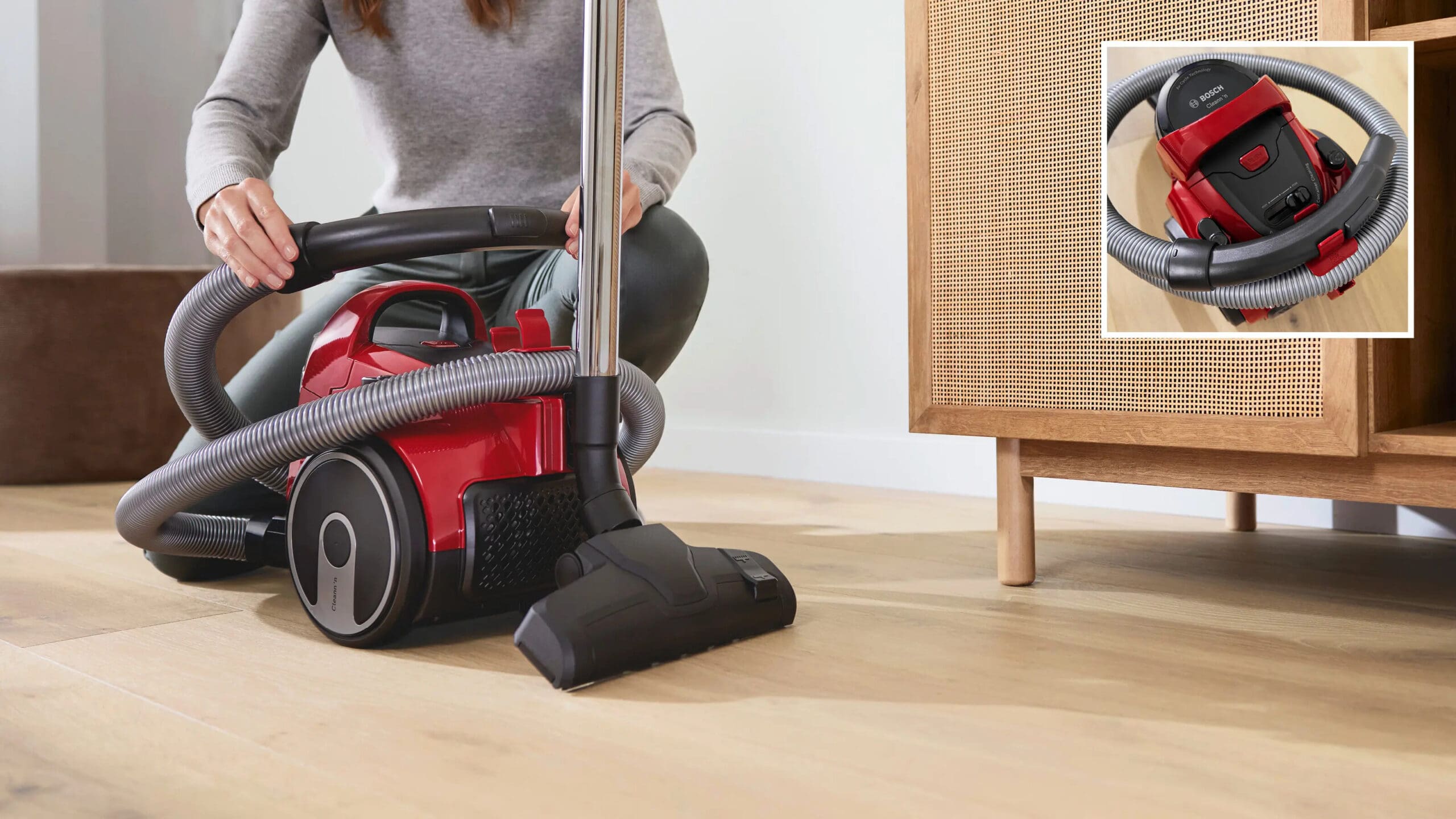 Bosch BGC05AAA2 Serie 2 Red Bagless Vacuum Cleaner - Image 6