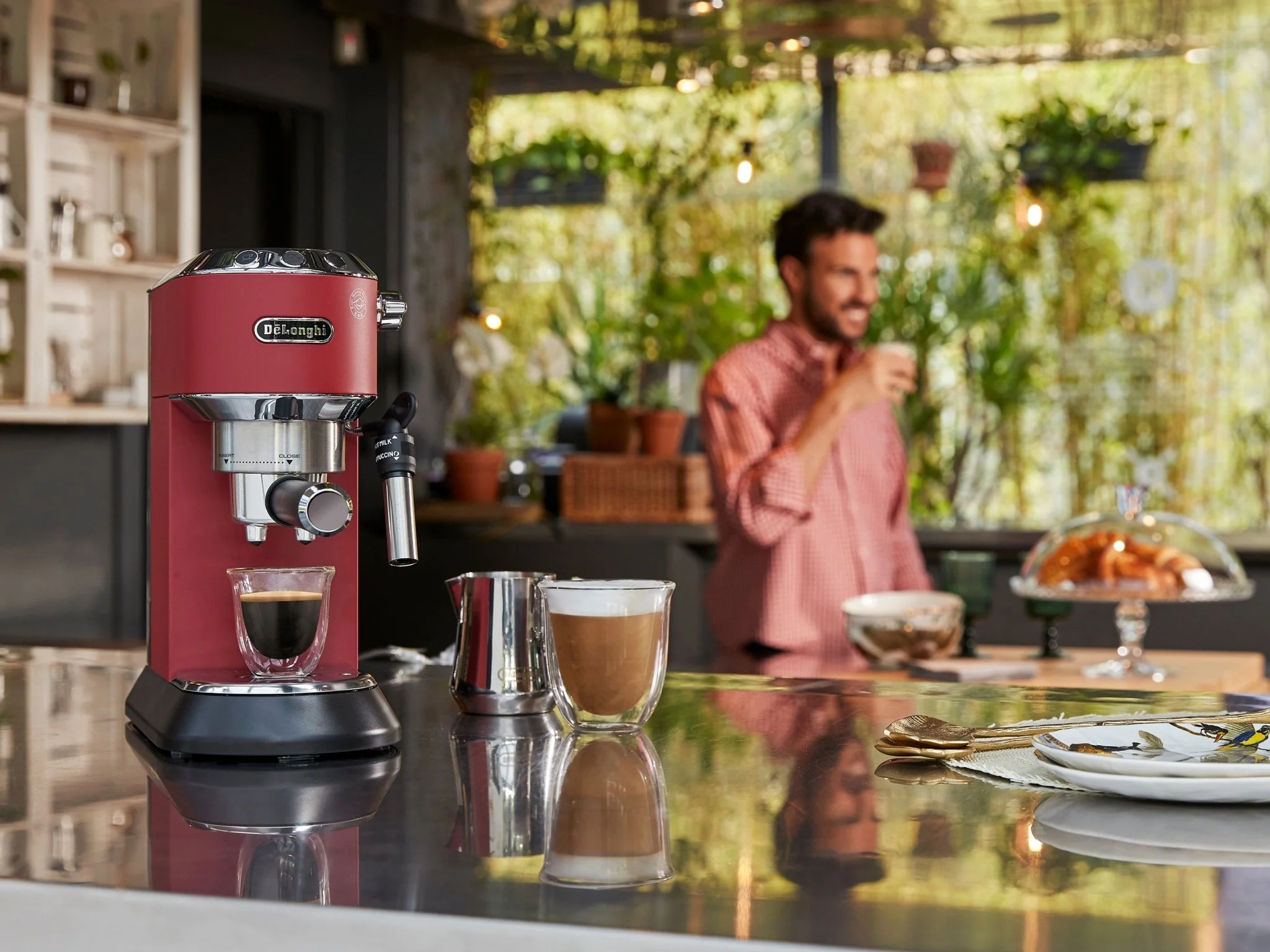 Delonghi EC685.R Pump Espresso Dedica Style Matt Finish Red - Image 9