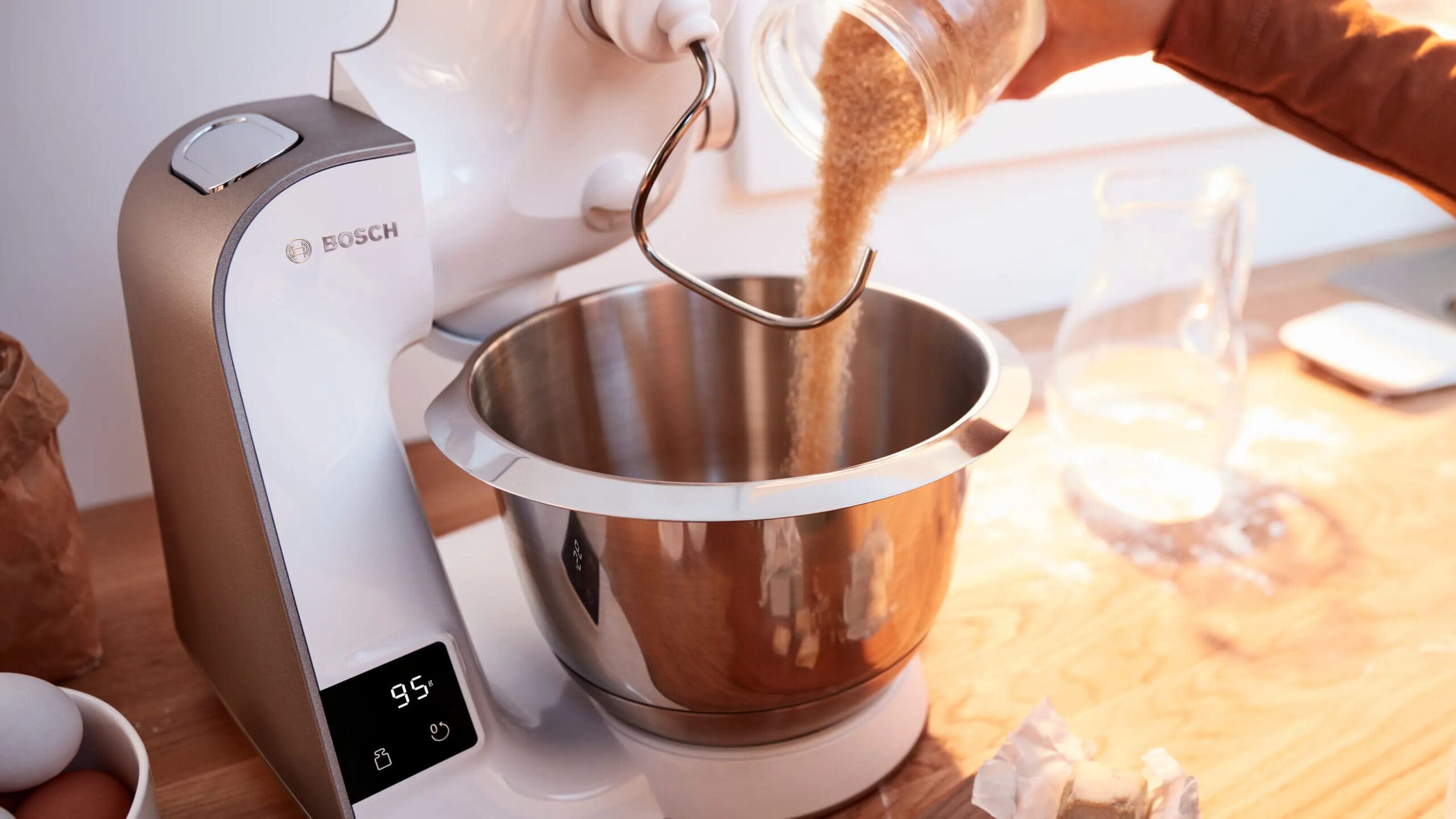 Bosch MUM5XW10 MUM 5 1000W Champagne Kitchen Machine - Image 2