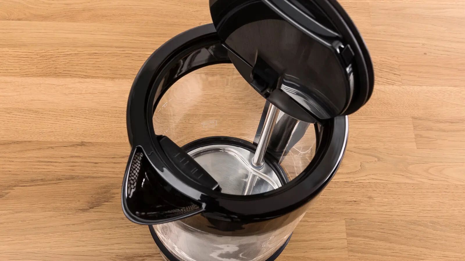 Bosch TWK70B03 1.7L Glass Cordless Kettle - Image 4