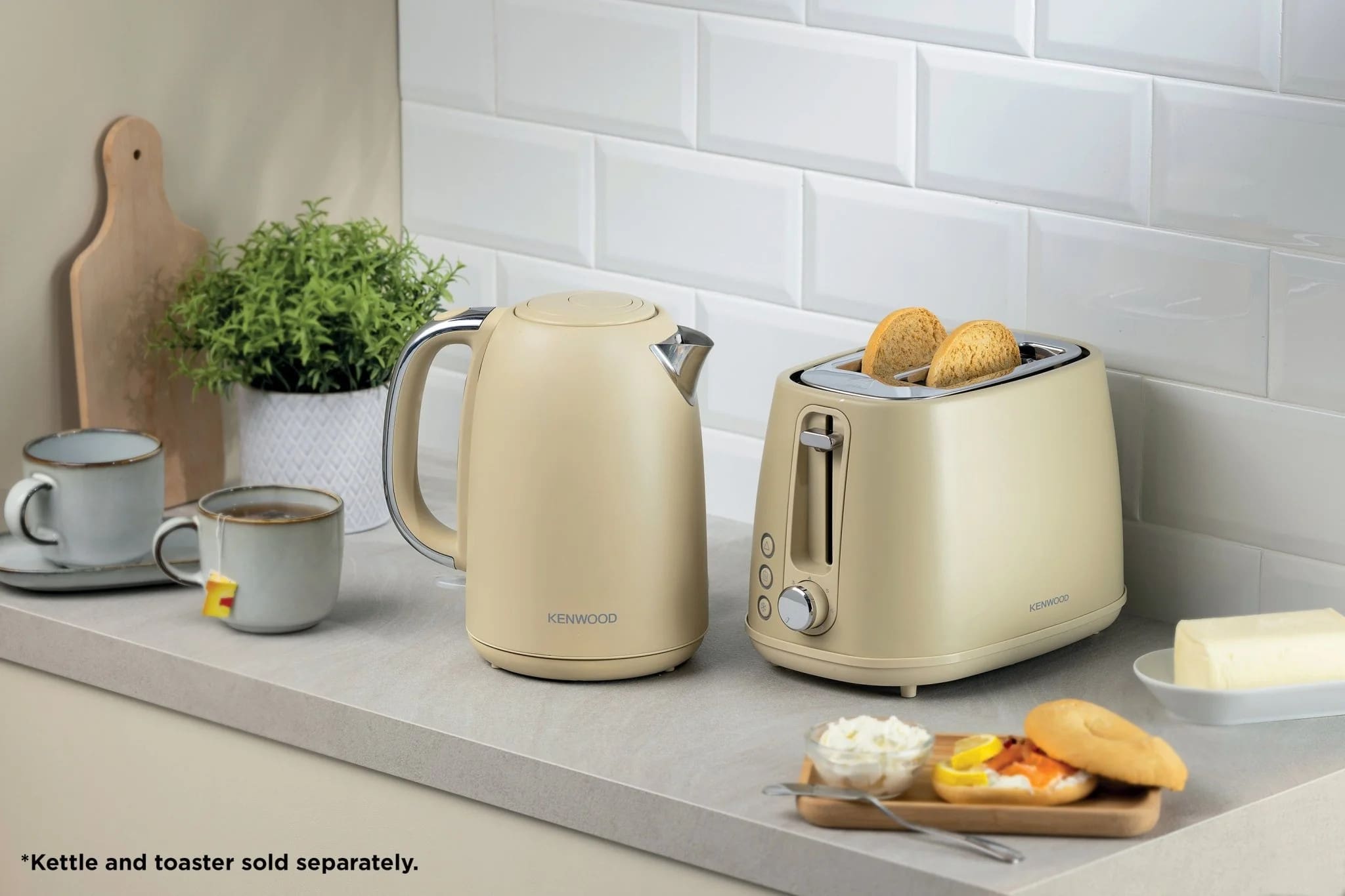 Kenwood 00C014402KEZA Elementa Stainless Steel Electric 2 Slice Toaster - Matt Champagne - Image 6